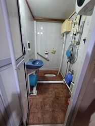 Hougang Avenue 8 (D19), Shop House #586598971